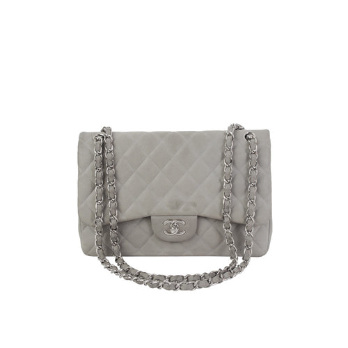 Chanel Jumbo - aptiques by Authentic PreOwned